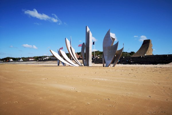 Ophorus Tours - Uncover D-Day History: Private half-day Tour from Bayeux