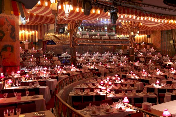 Ophorus Tours - Moulin Rouge VIP Dinner & Show (Paris): Transfers, Champagne & Exclusive Seating