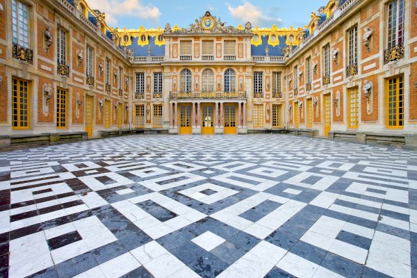 Ophorus Tours - Best of Versailles, Day Trip from Paris with Skip-the-Line Access to the Palace and Visit of Marie-Antoinette Estate