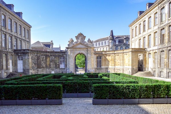 Ophorus Tours - Transfers from Lille